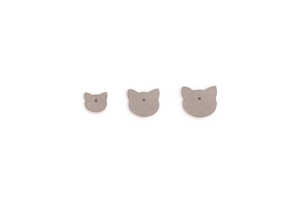 Cat-shaped cabochon discs, 3 pieces, 22, 16 and 10 mm, with 2.5 mm thread